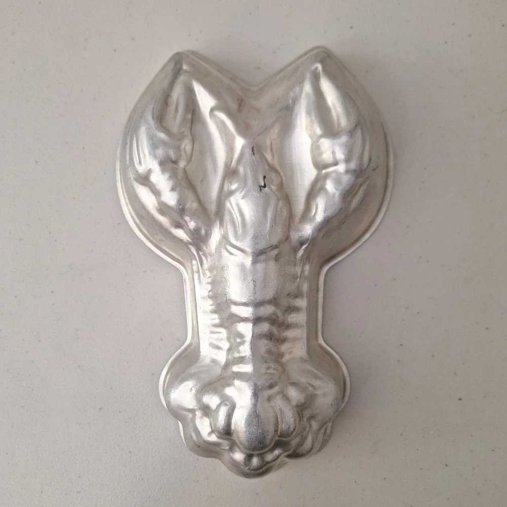 Vintage Silver Lobster Wall Hanging Jello Cake Mold MCM Gold Girls